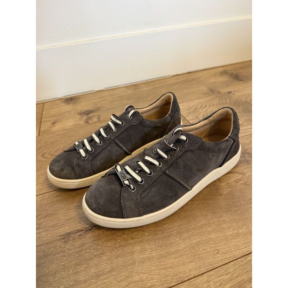 UGG 8 Womens Milo Suede Lace up Grey Charcoal sneaker Leather platform fashion